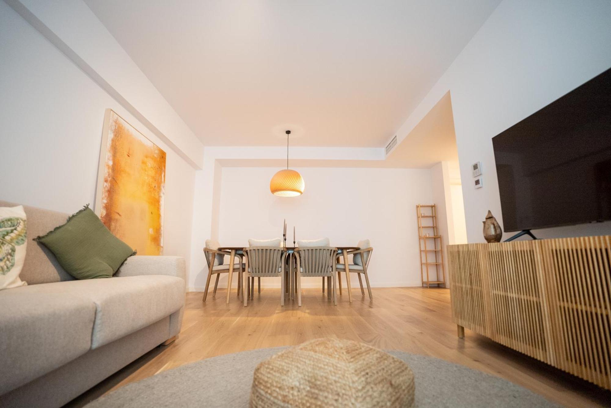 The Level Sanctuary: Free Parking & Netflix Appartement Boekarest Buitenkant foto