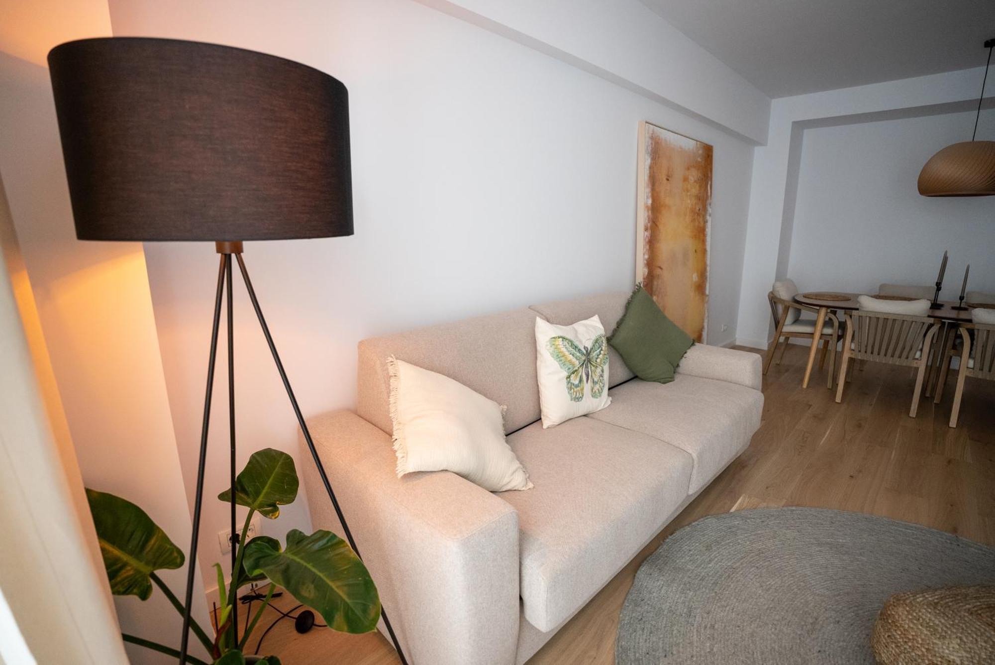 The Level Sanctuary: Free Parking & Netflix Appartement Boekarest Buitenkant foto