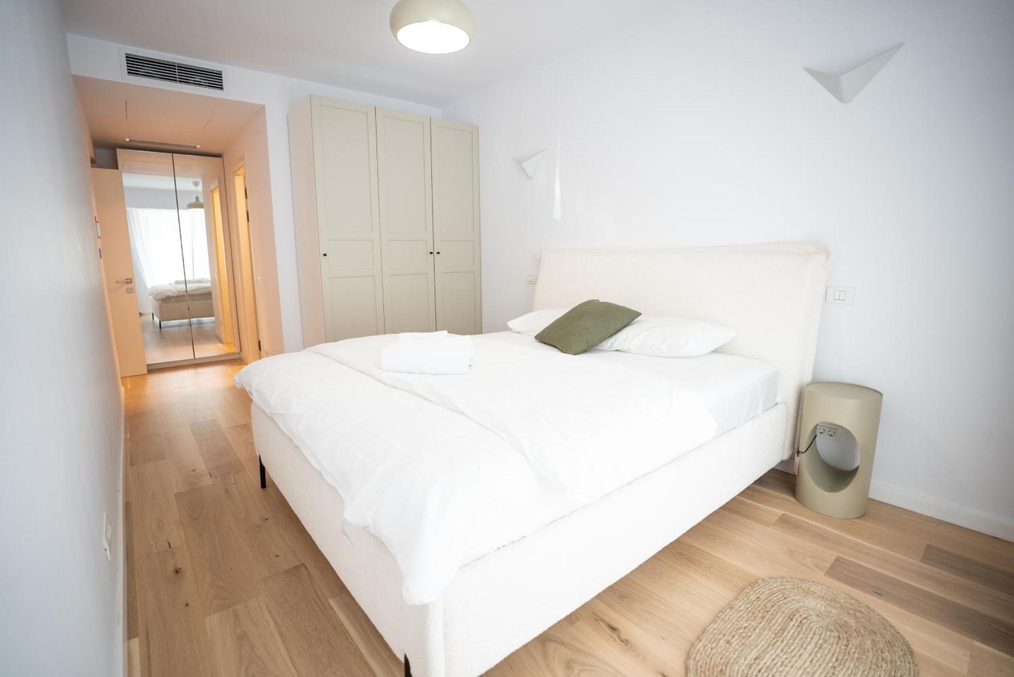 The Level Sanctuary: Free Parking & Netflix Appartement Boekarest Buitenkant foto
