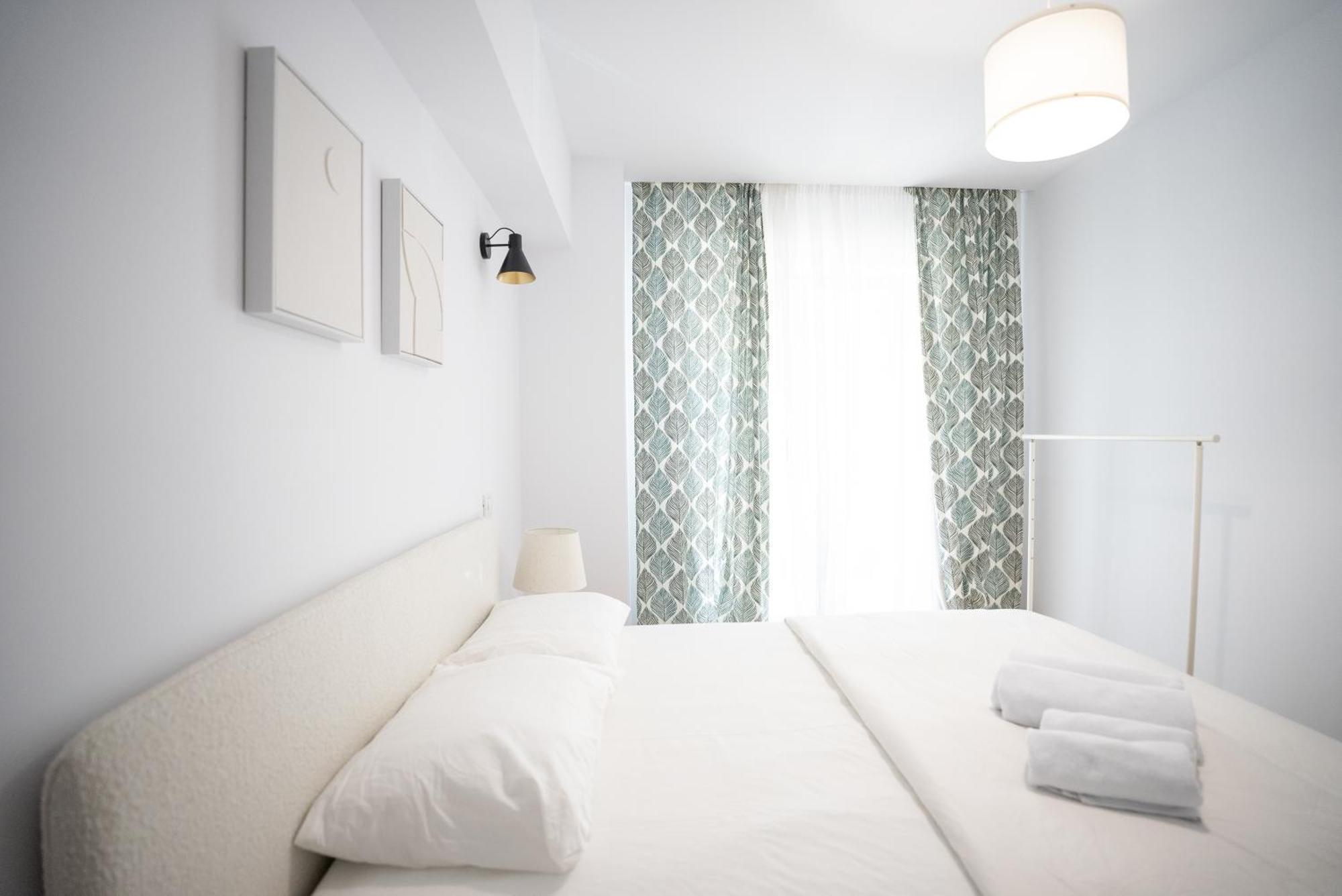 The Level Sanctuary: Free Parking & Netflix Appartement Boekarest Buitenkant foto