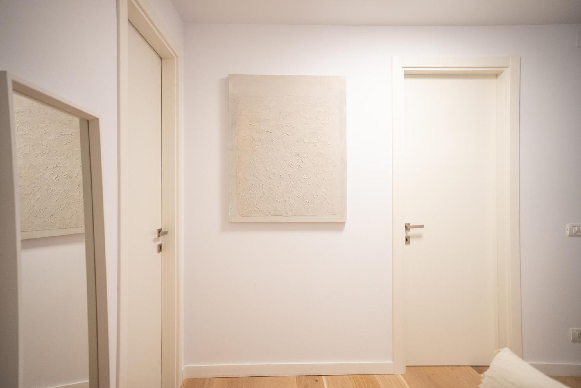 The Level Sanctuary: Free Parking & Netflix Appartement Boekarest Buitenkant foto